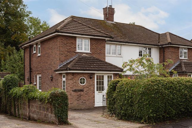 Morris Road, South Nutfield 3 bed semi
