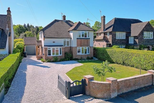 Latchmoor Way, Chalfont St Peter 4 bed detached house for sale