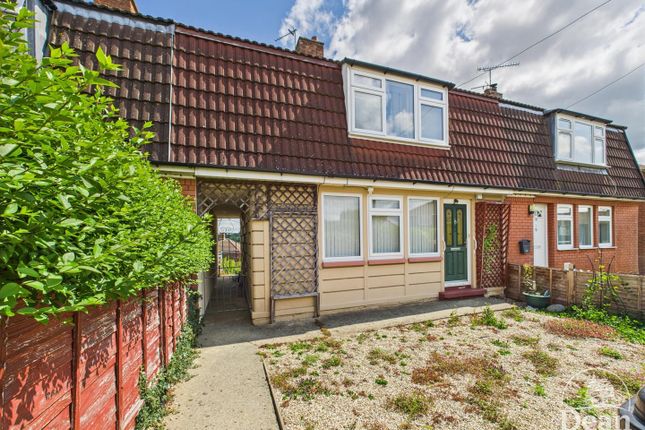 Greenfield Road, Joys Green 3 bed terraced house for sale