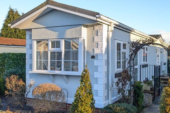 RICKWOOD PARK, BEARE GREEN, RH5 2 bed park home for sale