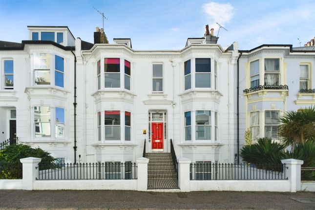 9 bedroom terraced house for sale