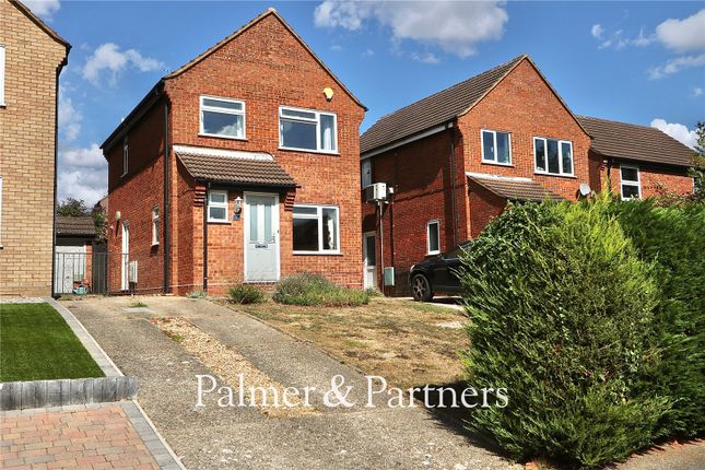 Bowland Drive, Ipswich, Suffolk, IP8 3 bed detached house for sale