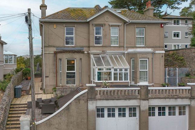 Sunbury Hill, Torquay, TQ1 3EA 3 bed semi