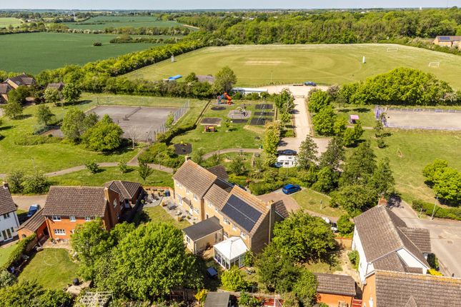 5 bedroom semi-detached house for sale