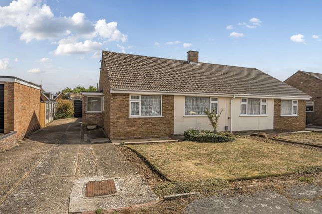 Gravel Pit Road, Flitwick, MK45 2 bed semi