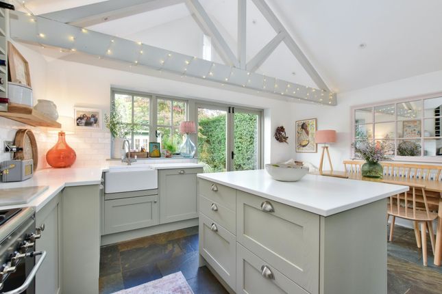 The Common, Chipperfield, WD4 2 bed end of terrace house for sale