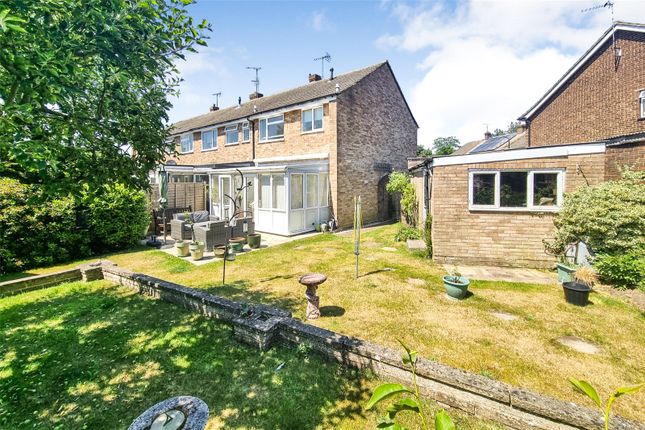 Burrwood Gardens, Guildford GU12 3 bed end of terrace house for sale