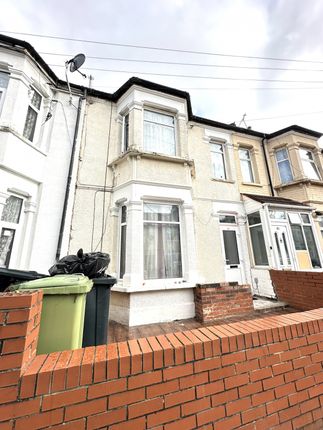 4 bed terraced house