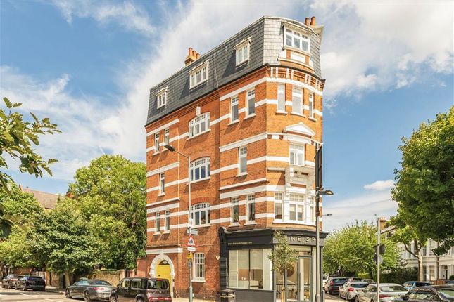 Marchmont Court, London W14 3 bed flat for sale