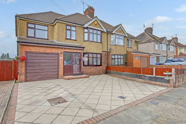 5 bedroom semi-detached house for sale