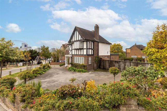 Barn Hill, Wembley, HA9 4 bed detached house for sale