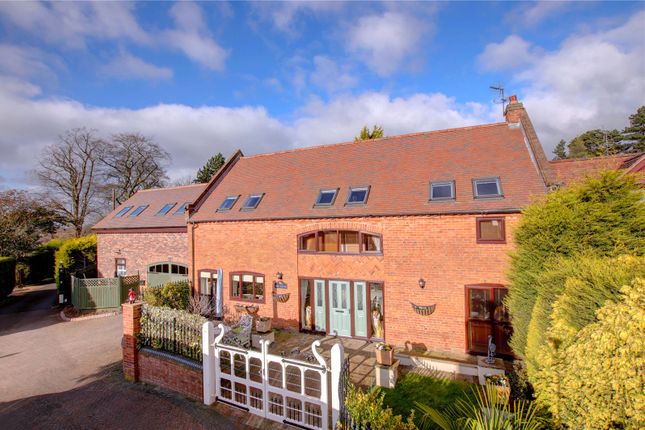 Old Birmingham Road, Marlbrook... 3 bed barn conversion for sale