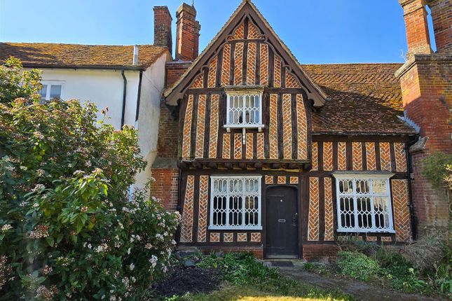 2 bedroom cottage for sale