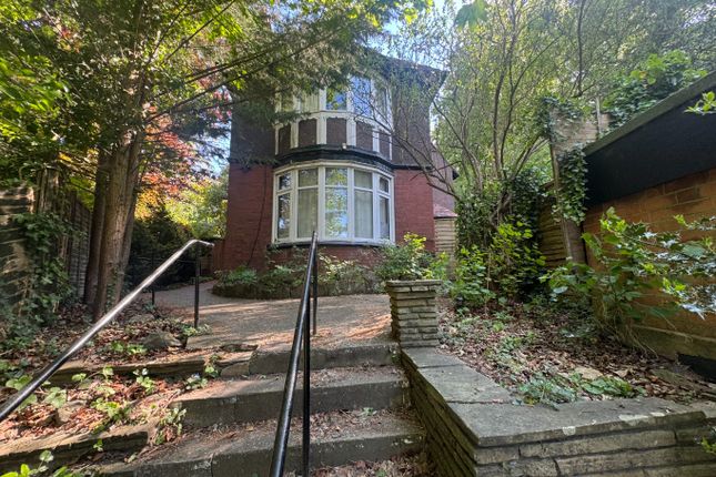 London Road, Luton 8 bed detached house for sale