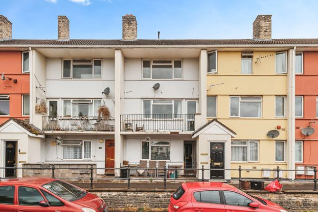 2 bedroom maisonette for sale