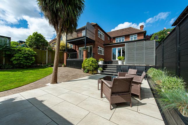 Carlton Avenue, Broadstairs 4 bed detached house for sale