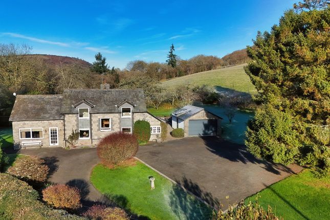 Aberyscir, Brecon, Powys. 3 bed detached house for sale