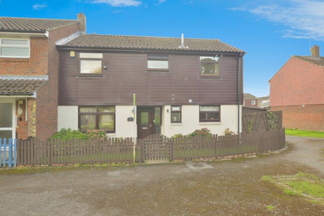 4 bedroom end of terrace house for sale