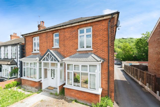 3 bedroom maisonette for sale