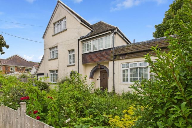 Rugby Road, Worthing, BN11 5 bed detached house for sale