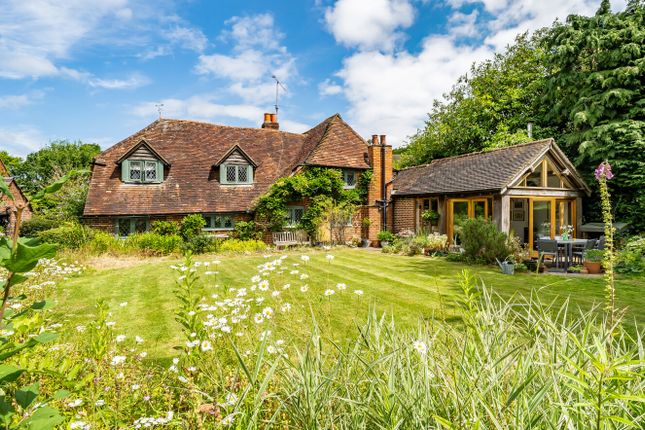 4 bed detached house