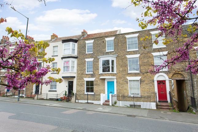 Trinity Square, Margate, CT9 4 bed end of terrace house for sale