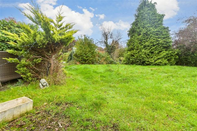 3 bed detached house