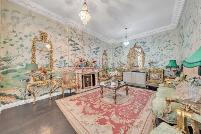 Elgin Avenue, London, W9 2 bed ground floor flat for sale