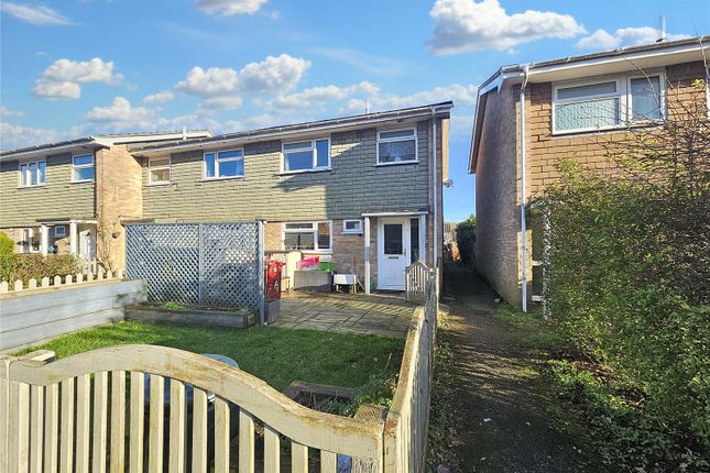 Tufts Field, Midhurst GU29 3 bed end of terrace house for sale