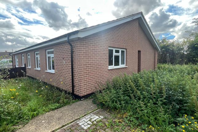 2 bedroom detached bungalow for sale