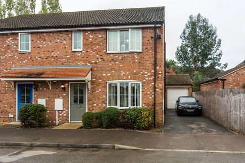 Bishop Tozer Close, Burgh Le Marsh PE24 3 bed semi