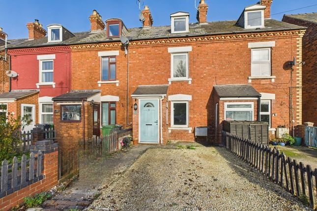 Avenue Terrace, Stonehouse 2 bed terraced house for sale