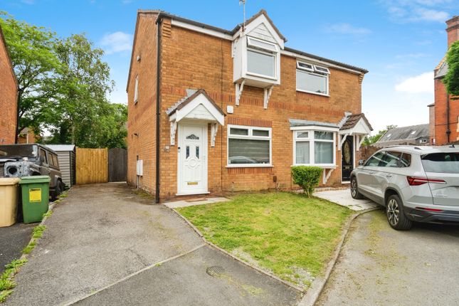 2 bedroom semi-detached house for sale