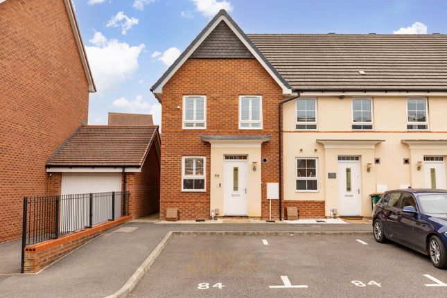Bedivere Road, Crawley RH11 2 bed end of terrace house for sale