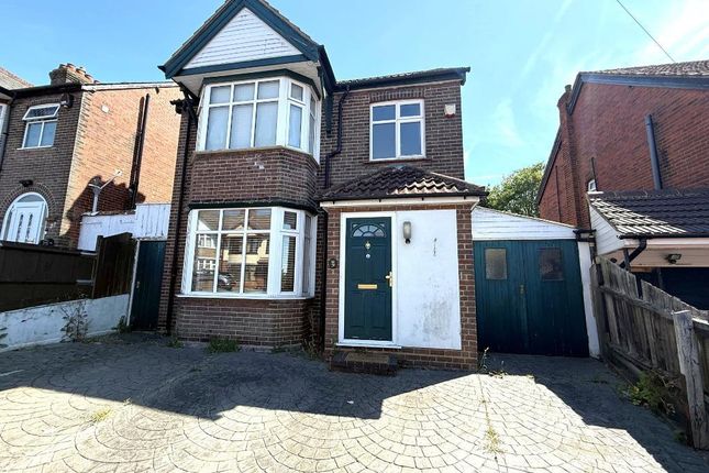 Round Green, Luton LU2 3 bed detached house for sale