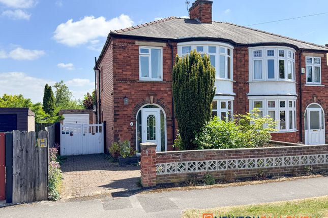 Rupert Crescent, Newark NG24 3 bed semi