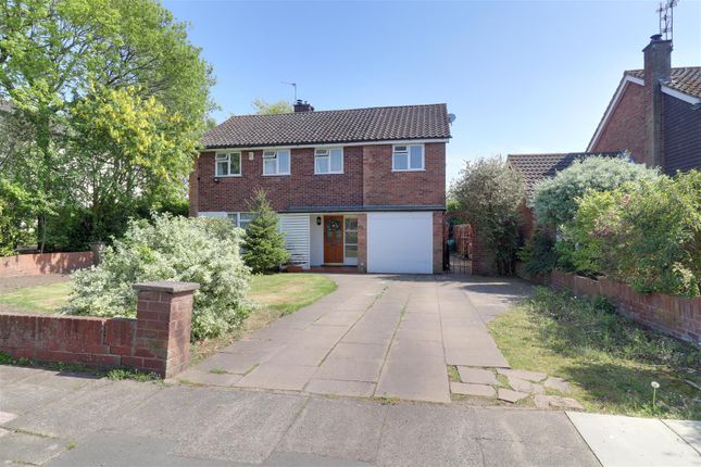 Bedford Grove, Alsager 5 bed detached house for sale