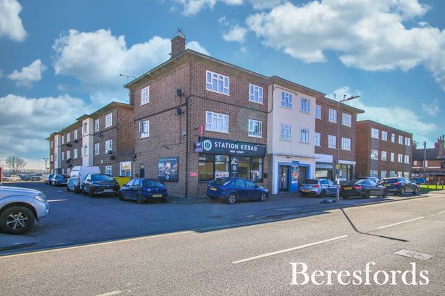 Station Road, West Horndon, CM13 2 bed apartment for sale