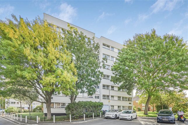Little Dimocks, London, SW12 3 bed flat for sale