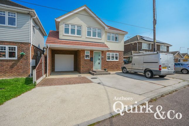 Hernen Road, Canvey Island, SS8 3 bed detached house for sale