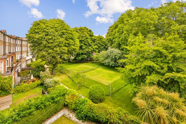 4 bed flat