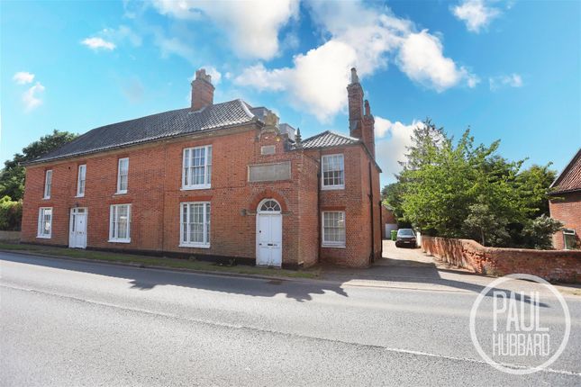 High Street, Wrentham, NR34 4 bed semi