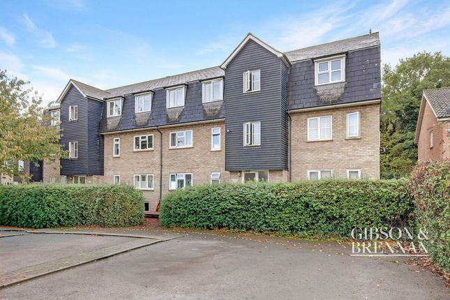 Menzies Avenue, Basildon, SS15 2 bed flat for sale