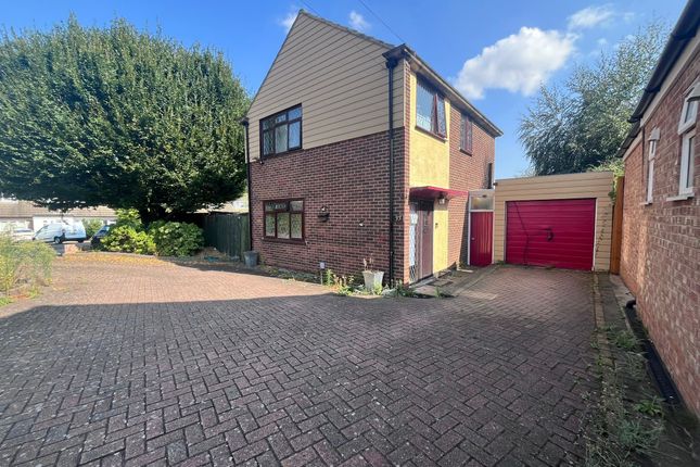 3 bed detached house