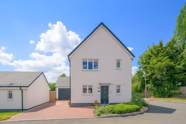 Yaxley, Peterborough PE7 3 bed detached house for sale
