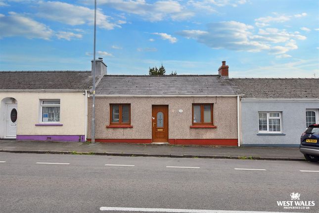 High Street, Pembroke Dock 1 bed terraced bungalow for sale