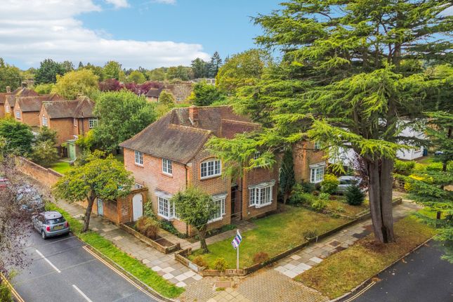 Hallam Gardens, Hatch End, Pinner HA5 5 bed semi