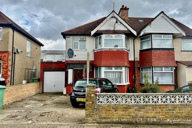 Vancouver Road, Edgware, HA8 3 bed semi