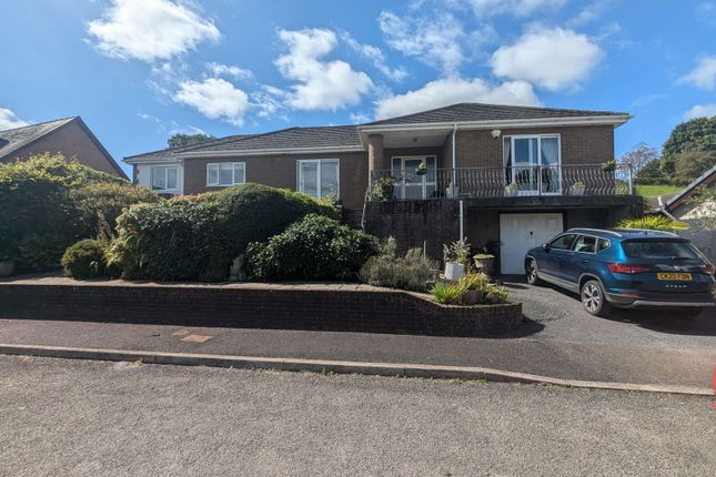 4 bedroom detached bungalow for sale