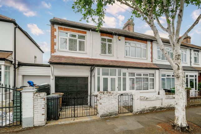 Loxham Road, Chingford 4 bed end of terrace house for sale